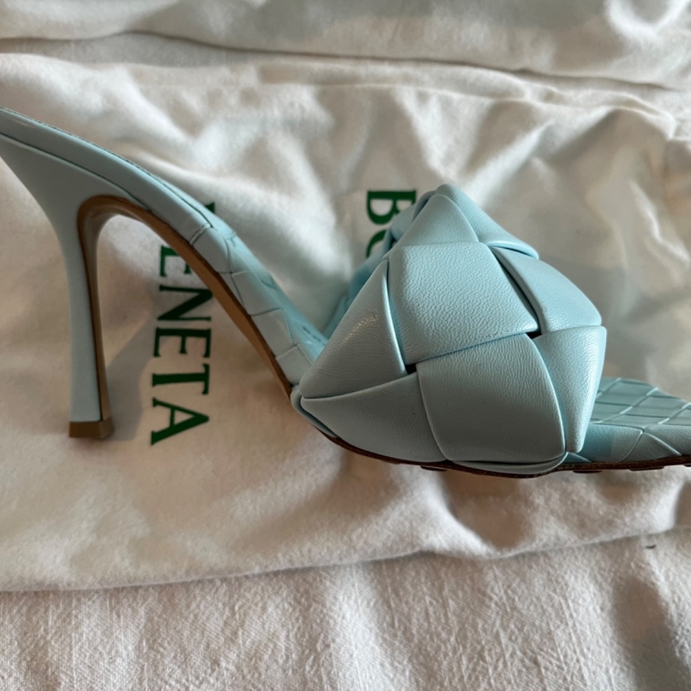 Bottega Veneta Lido Mules - Picture 6 of 6
